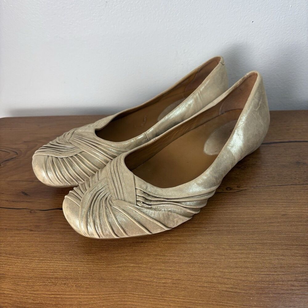 Earthies Vanya Womens 8.5 Gold Metallic Ballet Flat Ruched Leather Slip On Shoes